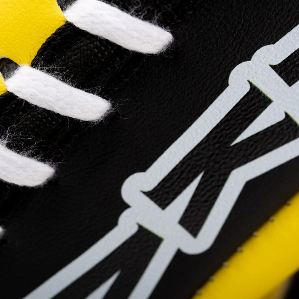 Freestyle Kicking Pads - Image 45