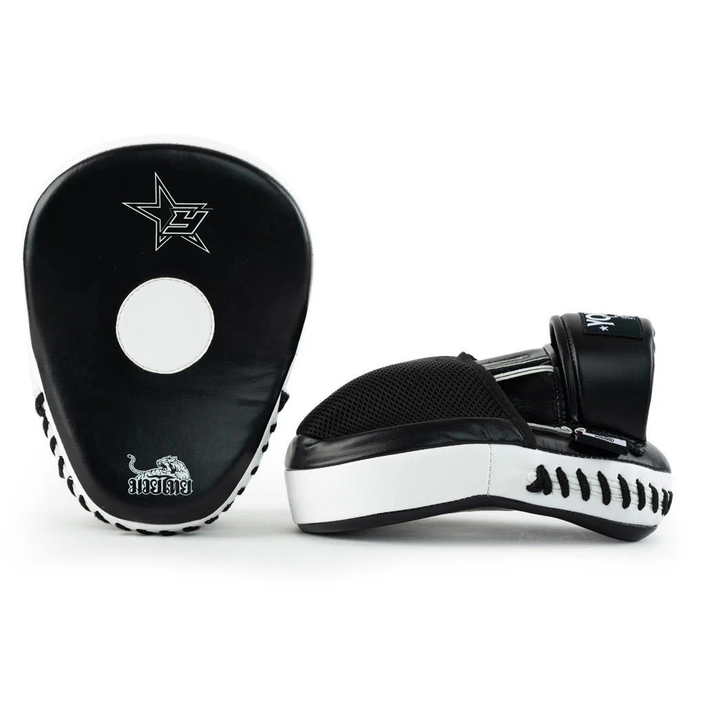 Institution Dual Tone Focus Mitts - Image 3