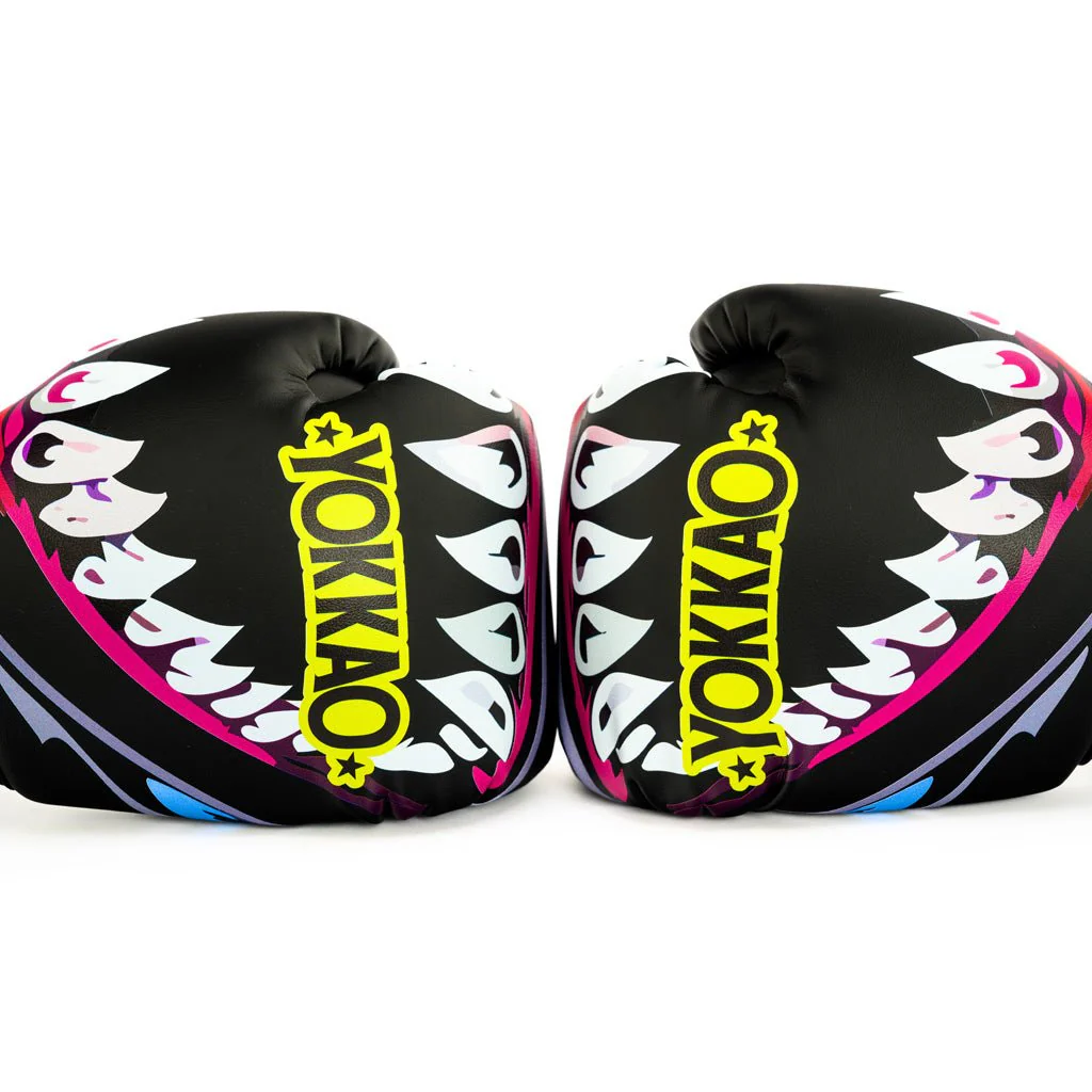 Sharknado II Boxing Gloves - Image 13