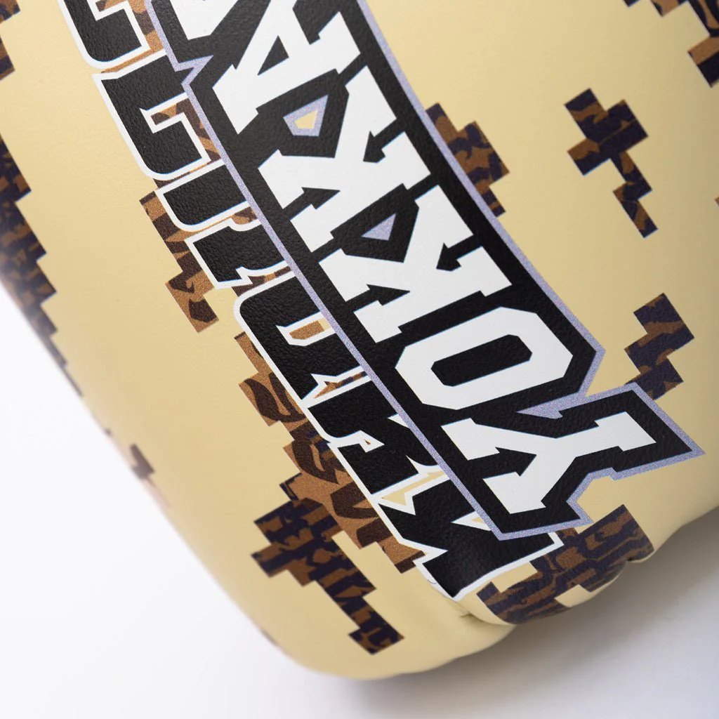 Thai Camo Boxing Gloves - Image 11