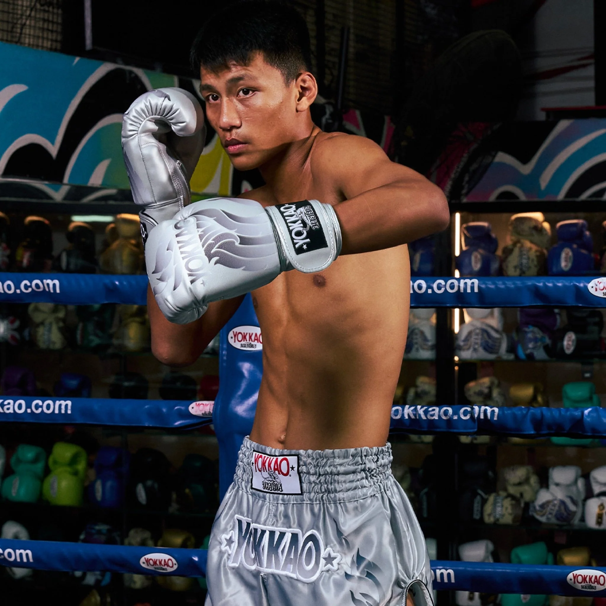 The Flame Boxing Gloves - Image 71